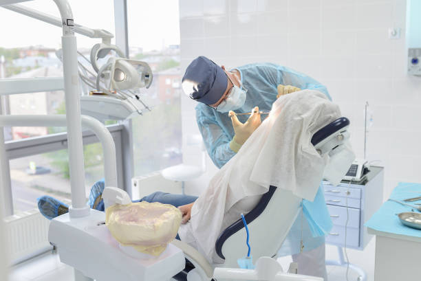 Best Emergency Gum Treatment in Holiday, FL
